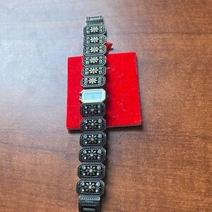 Elegant Black Floral Patterned Wearable Watch